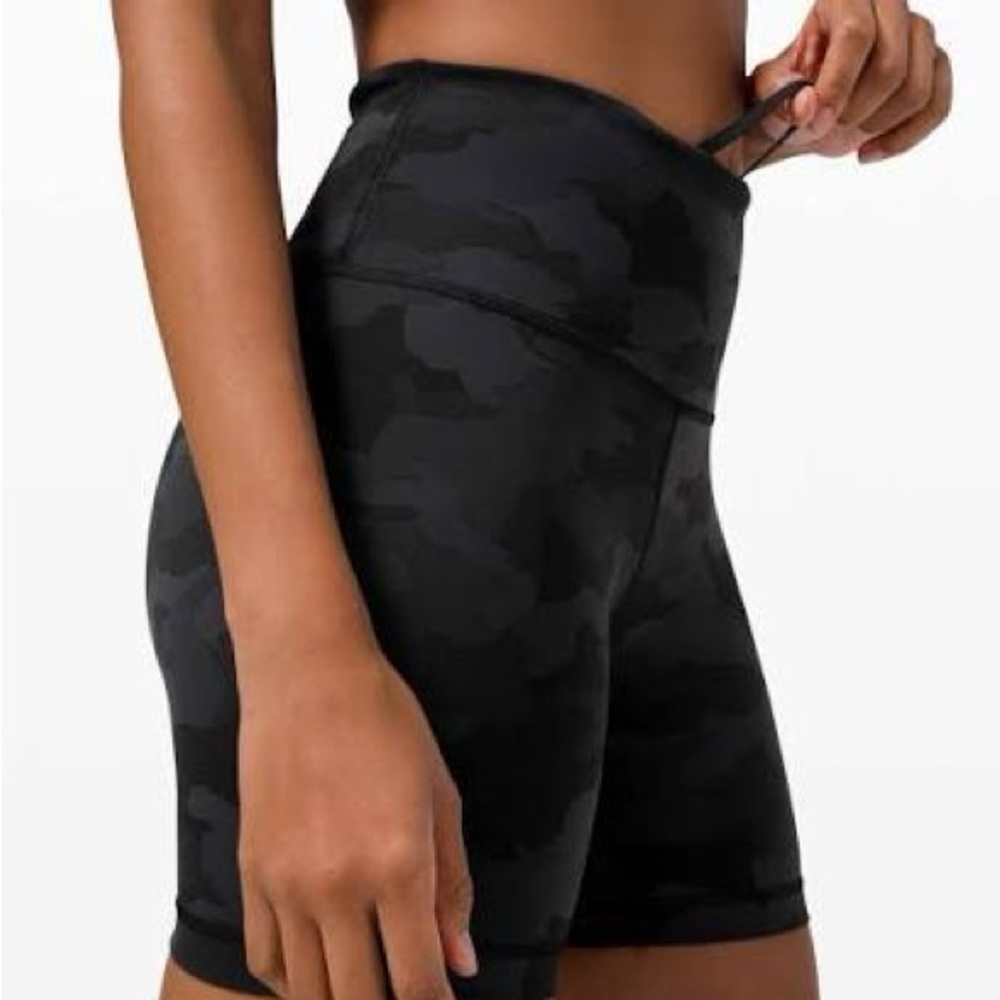 Lululemon Athletica Black Camo Bike Shorts